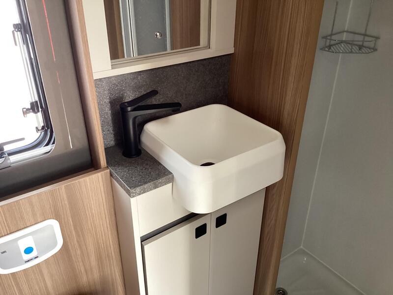 Auto-Trail Excel 620S — image 39