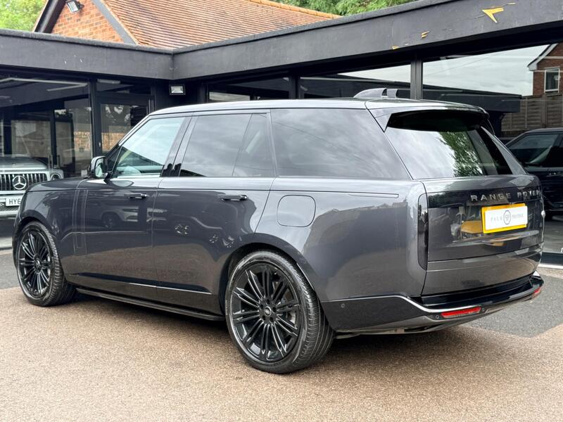Land Rover Range Rover view 6