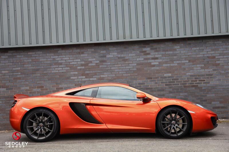 Mclaren MP4-12c view 2