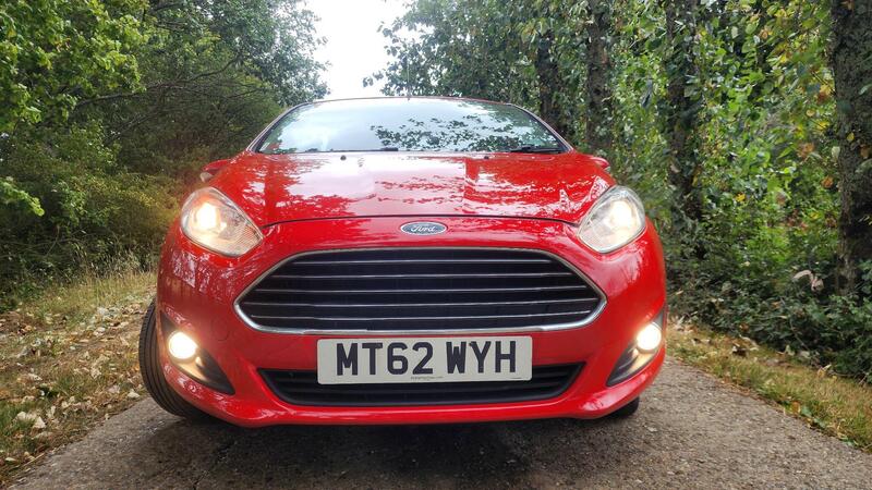 2012 Ford Fiesta — photo 4