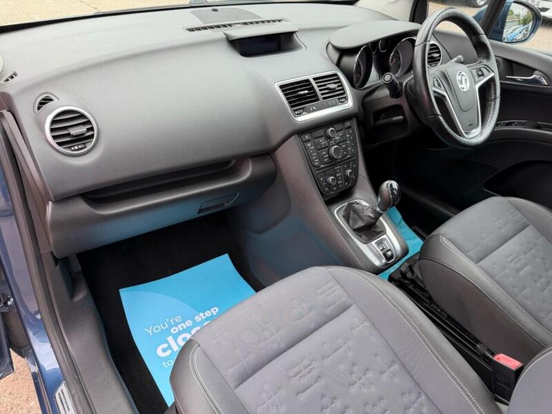 Vauxhall Meriva view 3