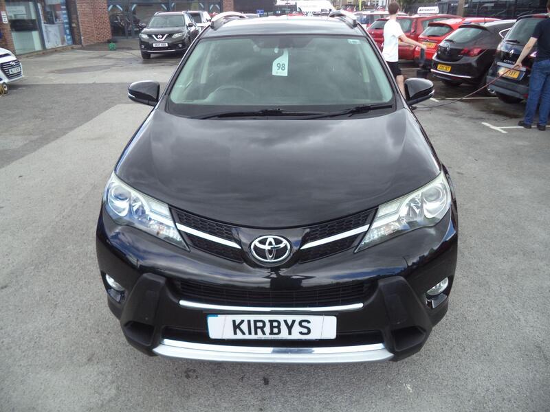 Toyota Rav4 view 2