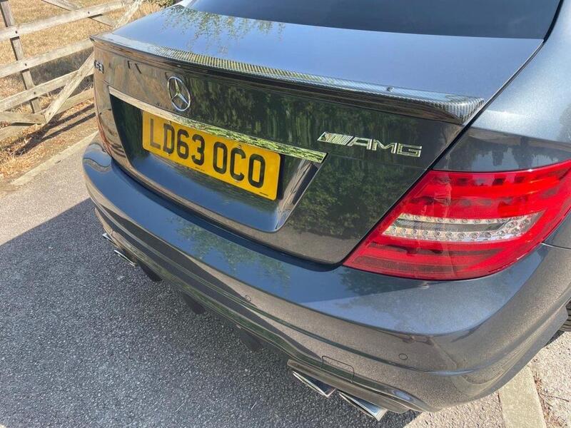 Mercedes-Benz C-Class view 3