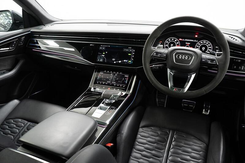 Audi Audi RSQ8 view 3