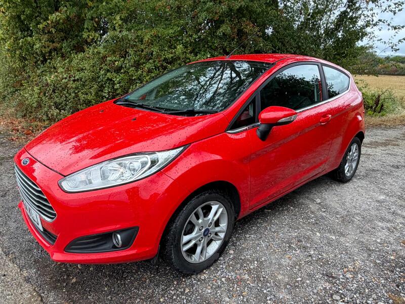 2015 Ford Fiesta — photo 3