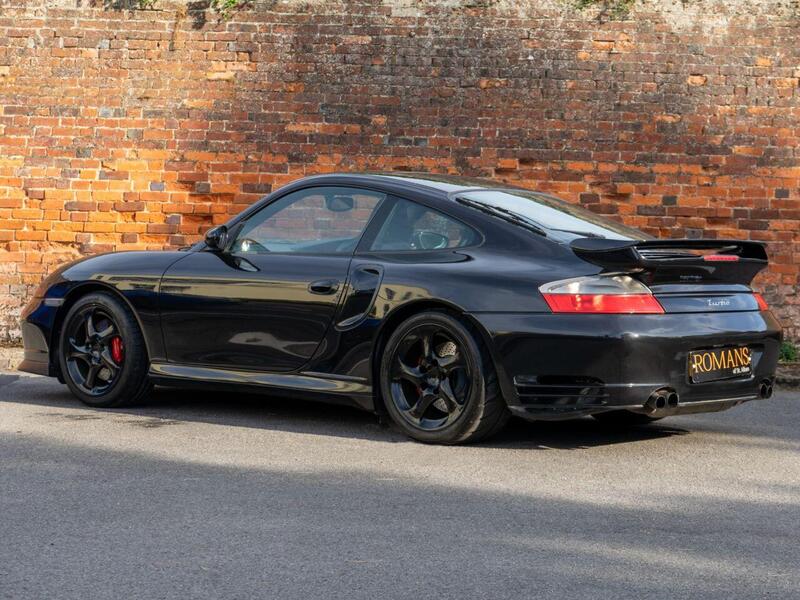 Porsche 911 view 3