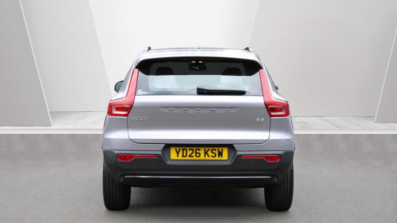Volvo XC40 view 7