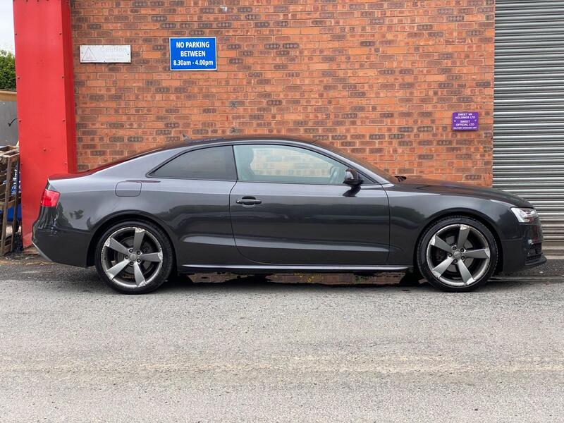 Audi A5 view 5