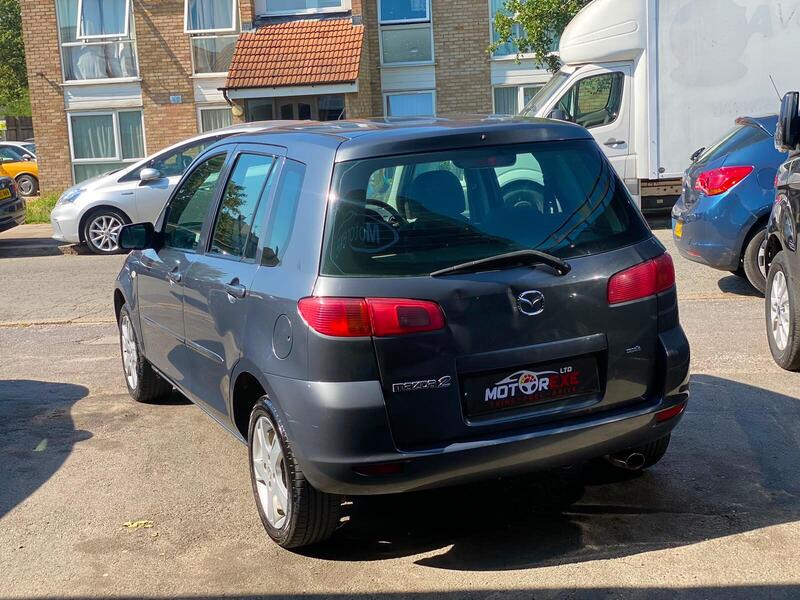 Mazda Mazda2 view 7