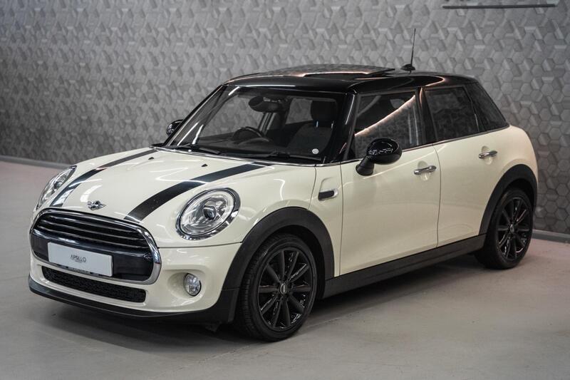 Mini Hatch view 5