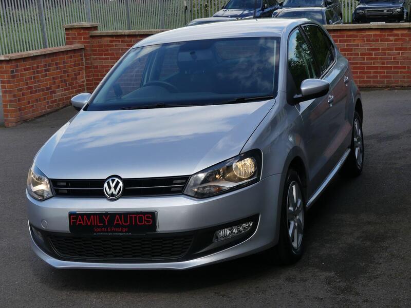 Volkswagen Polo view 4