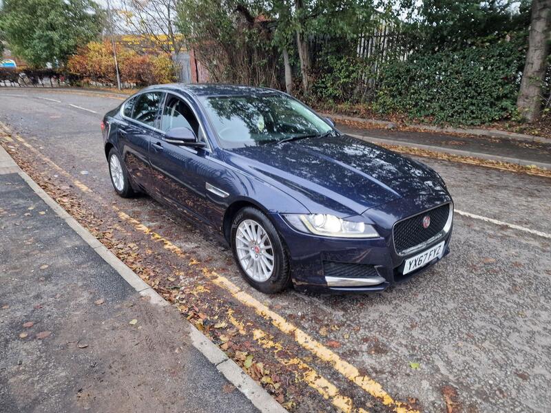 Jaguar XF view 5
