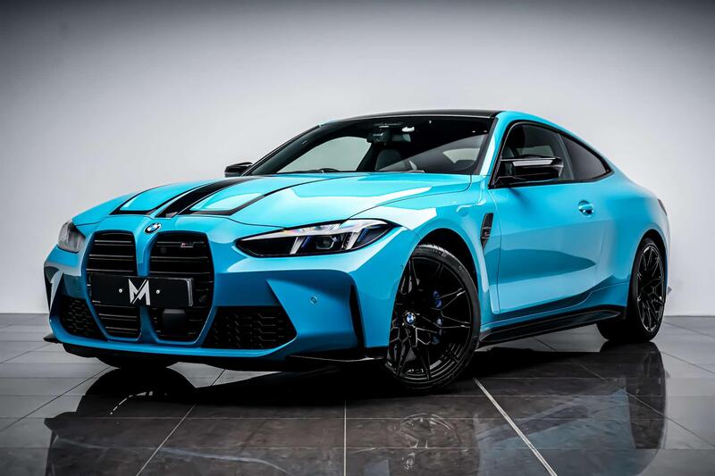 BMW M4 view 5
