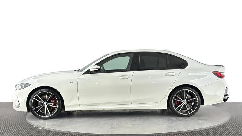 BMW 3 Series view 7