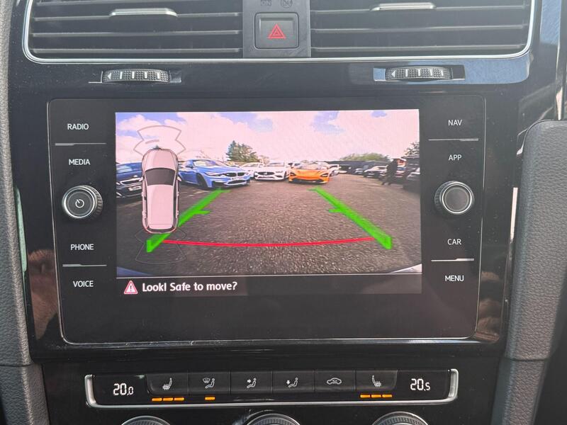 Volkswagen Golf view 5