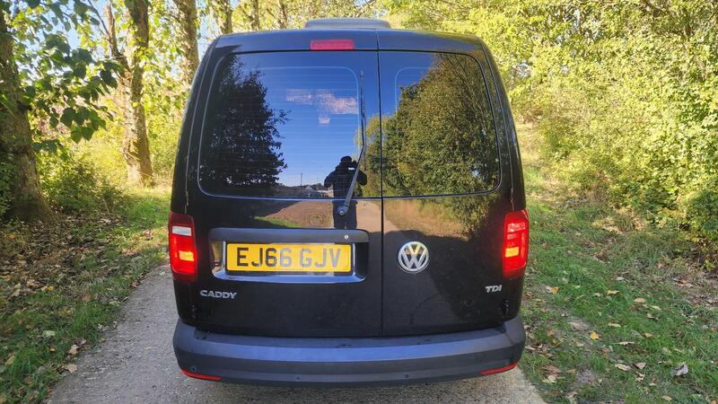 2016 Volkswagen Caddy Maxi — photo 10