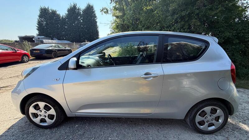 2013 Kia Picanto — photo 6