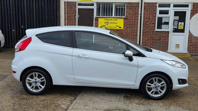 Ford Fiesta view 7