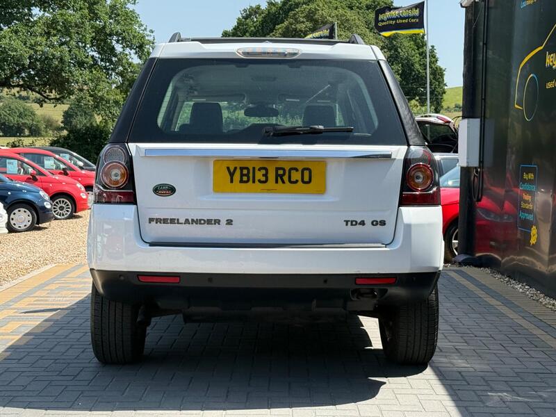 Land Rover Freelander 2 view 4