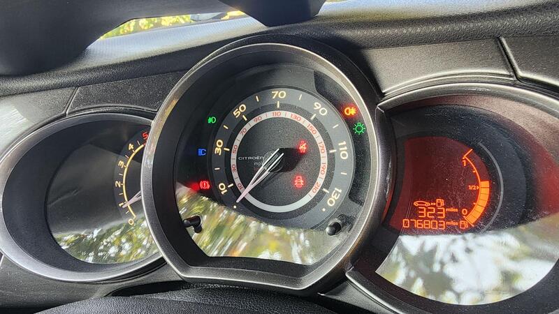 2011 Citroen C3 — photo 22