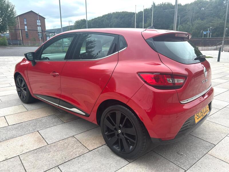 Renault Clio view 4