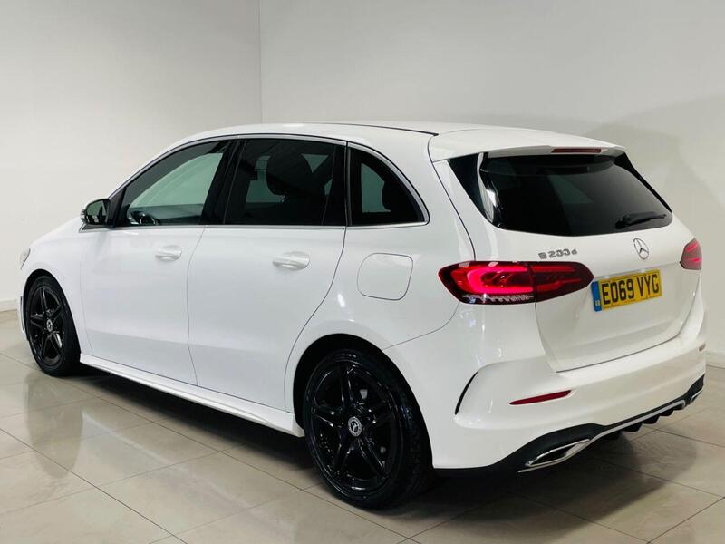 Mercedes-Benz B Class view 3