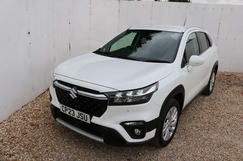 Suzuki S-Cross main image