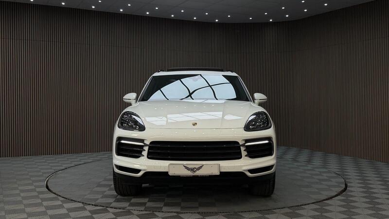 Porsche Cayenne view 4