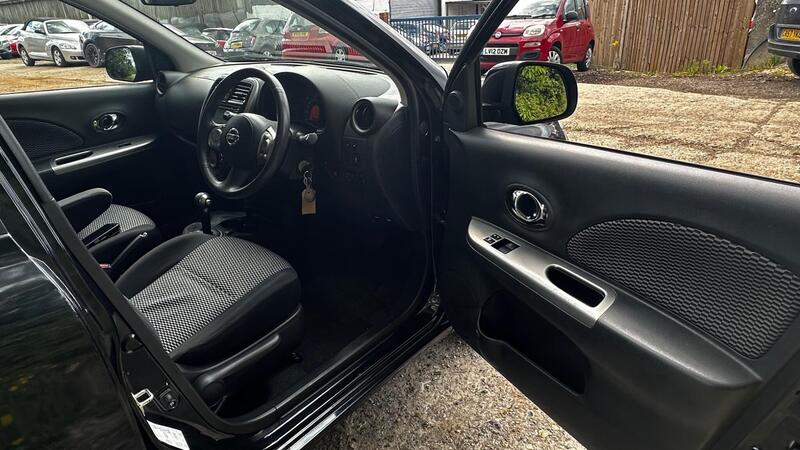2016 Nissan Micra — photo 7
