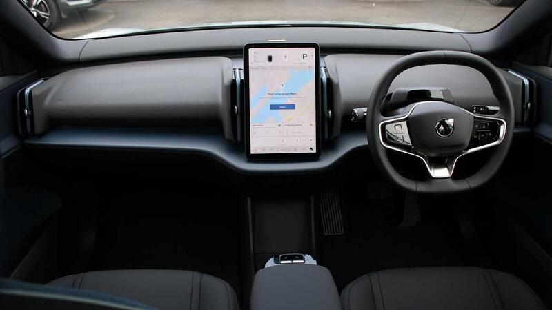 Volvo Ex30 view 5