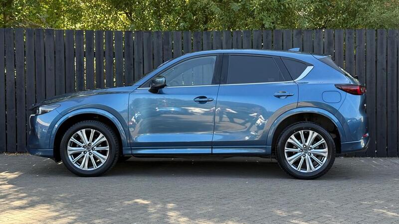 Mazda CX-5 view 5
