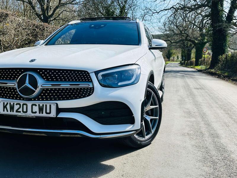 Mercedes-Benz GLC view 4