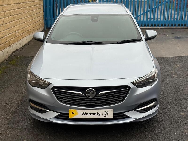 Vauxhall Insignia view 5