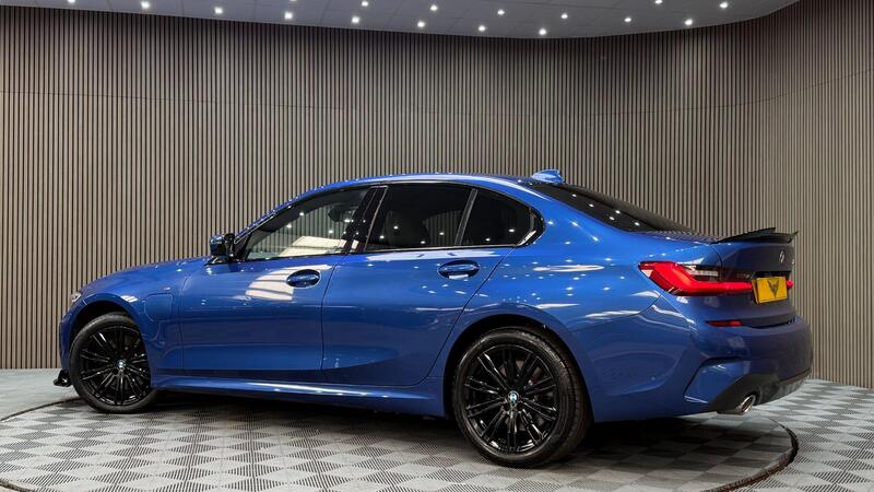 BMW 3 Series view 2