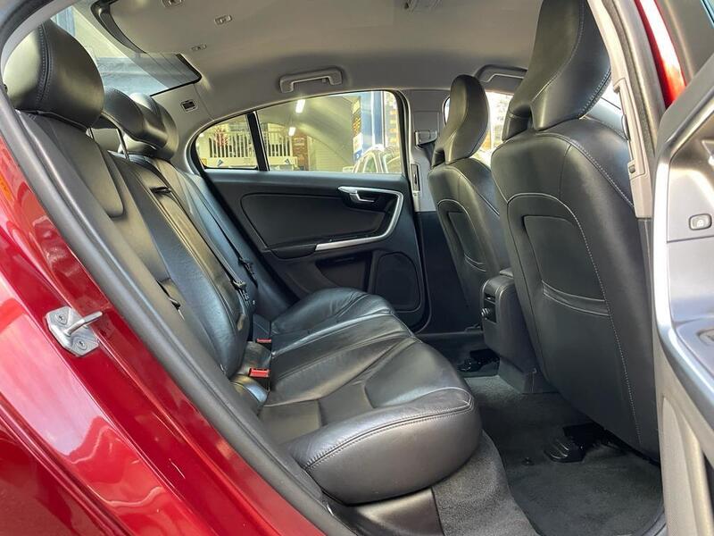 Volvo S60 view 19