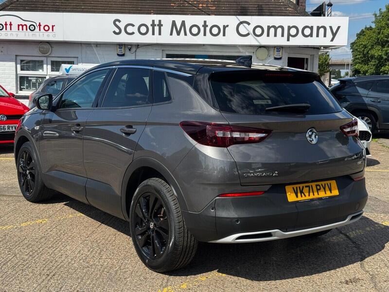 Vauxhall Grandland X view 2