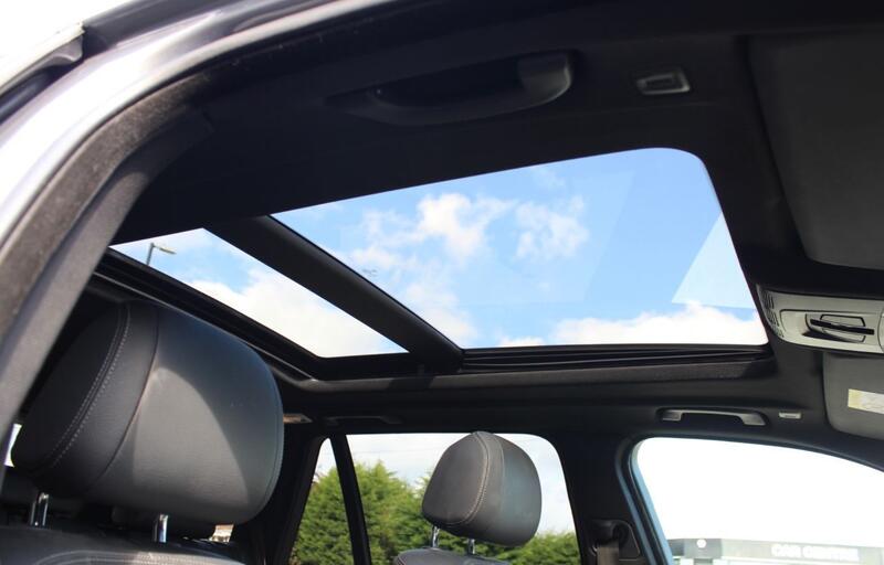 BMW X5 view 6