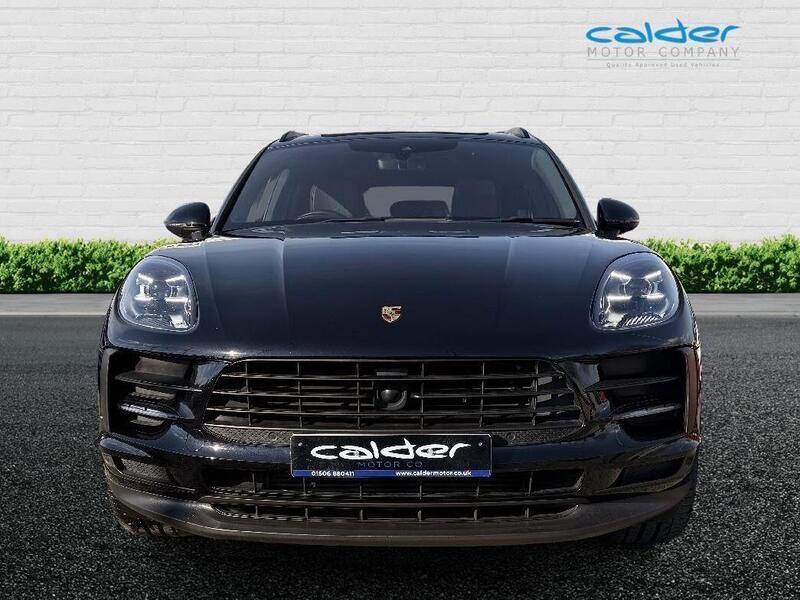 Porsche Macan view 2