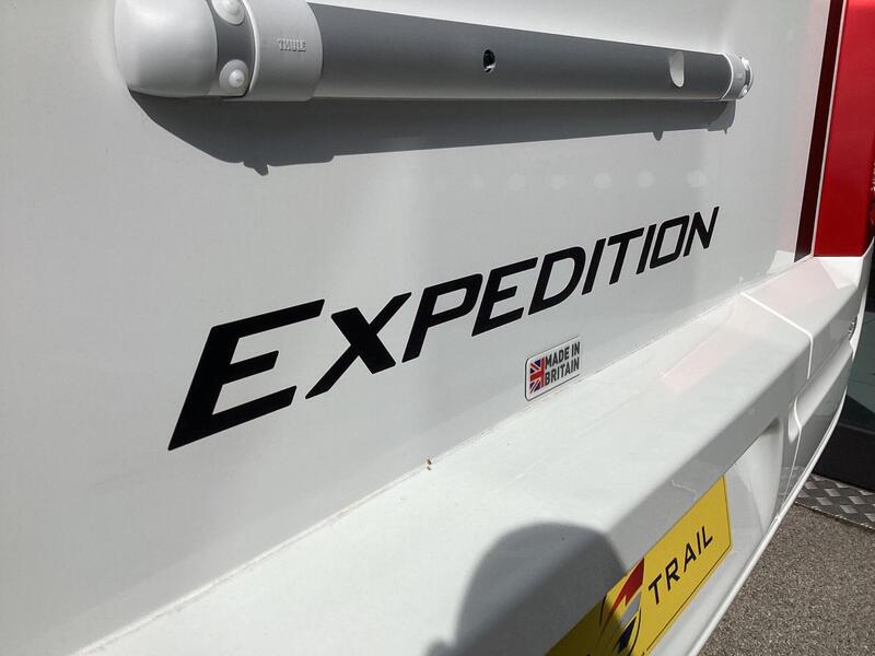 Auto-Trail Expedition C72 — image 4