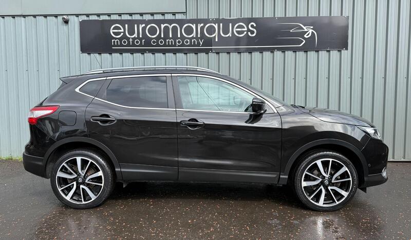 Nissan Qashqai view 2