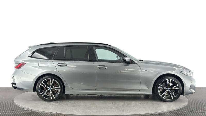 BMW 3 Series view 3