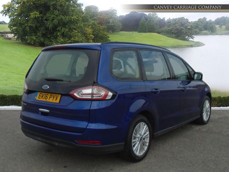 Ford Galaxy view 3