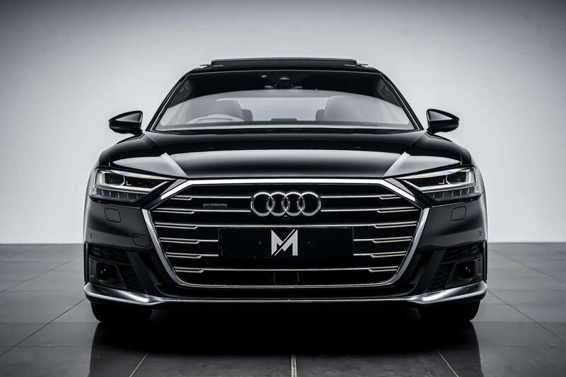 Audi Audi A8 view 2