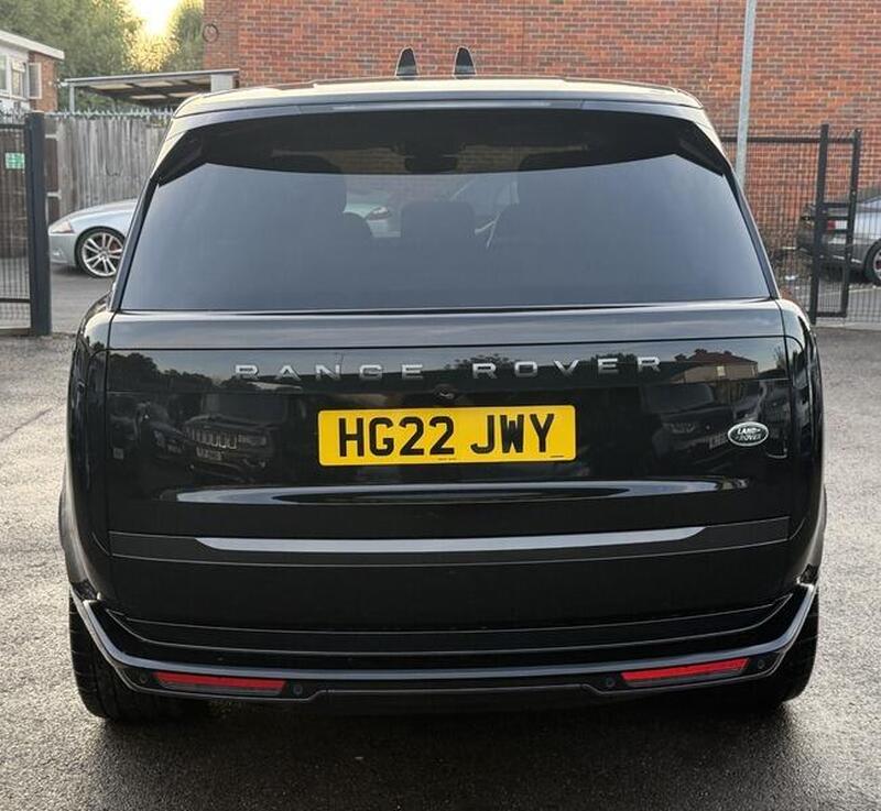 Land Rover Range Rover view 4