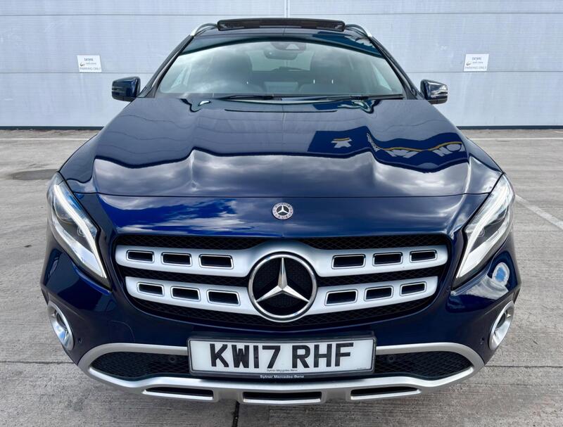 Mercedes-Benz Gla view 5