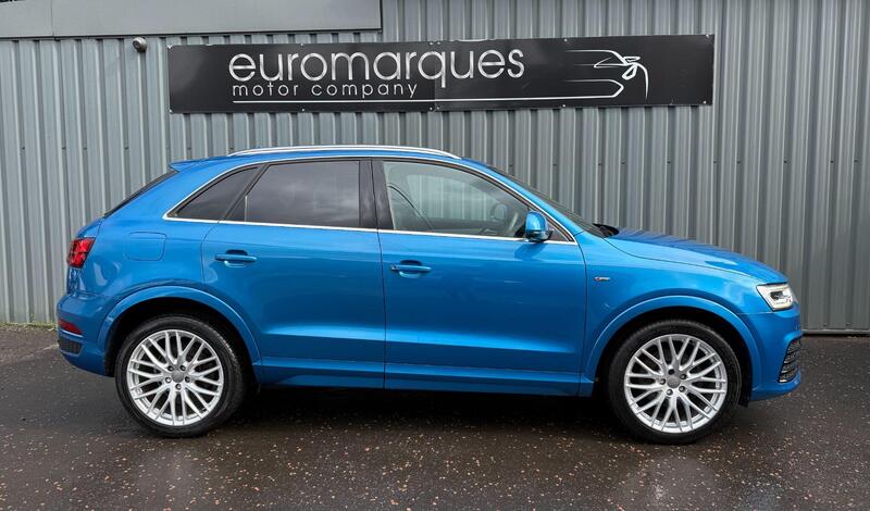 Audi Audi Q3 view 2