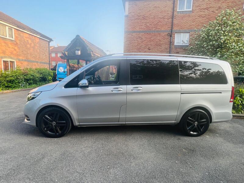 Mercedes-Benz V-Class view 34
