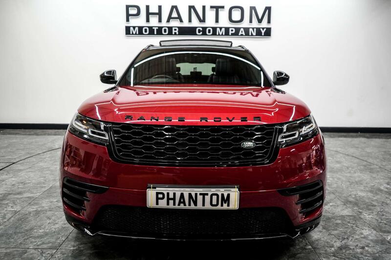 Land Rover Range Rover Velar view 5