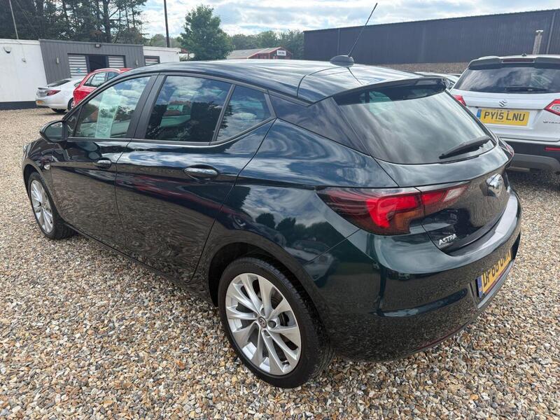 Vauxhall Astra view 7