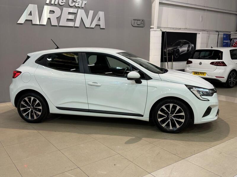 Renault Clio view 4